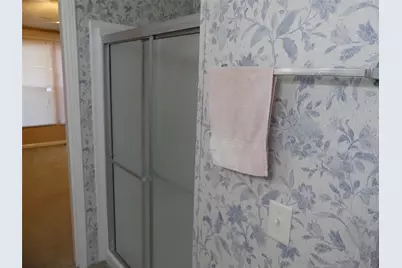 422 Hutchinson Street, Bowie, TX 76230 - Photo 25