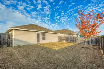 9238 Summerlee Street, Dallas, TX 75227 - Photo 11