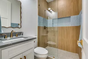 708 W 10th St, Dallas, TX 75208 - Photo 5