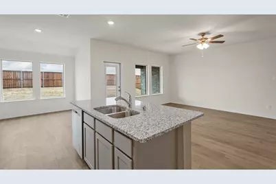 1915 Windy Banks Drive, Princeton, TX 75407 - Photo 19