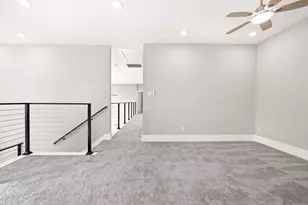 9020 Creek Run Rd, Fort Worth, TX 76120 - Photo 11