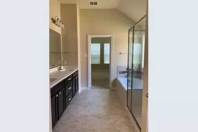 14705 Rocky Face Lane, Fort Worth, TX 76052 - Photo 7