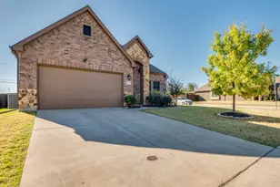 322 Pecos Dr, Crandall, TX 75114 - Photo 3