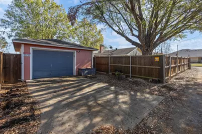 1115 36th Street NE, Paris, TX 75462 - Photo 29