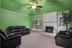 4922 Canberra Ln, Arlington, TX 76017 - Photo 5