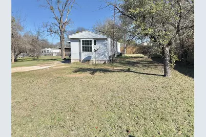 3003 Rockwood Drive, Granbury, TX 76048 - Photo 5