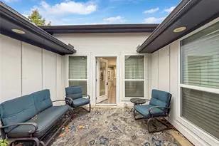 2402 Country Valley Rd, Garland, TX 75041 - Photo 35