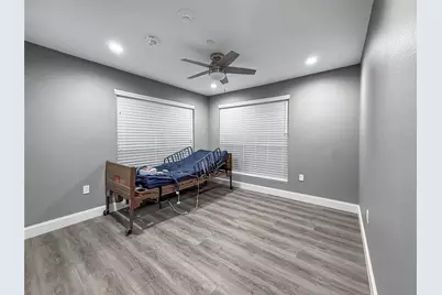 2402 Country Valley Road, Garland, TX 75041 - Photo 23