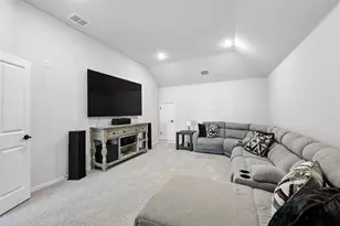 1012 Emerald Trce Dr, Justin, TX 76247 - Photo 19