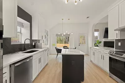 4906 Lee Hutson Lane, Sachse, TX 75048 - Photo 13