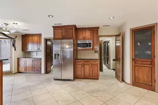 6515 Ridgeview Cir, Dallas, TX 75240 - Photo 7