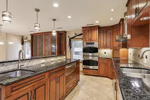 6515 Ridgeview Cir, Dallas, TX 75240 - Photo 11