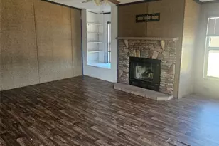 221 Farmhouse Rd, Springtown, TX 76082 - Photo 11