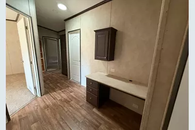 221 Farmhouse Road, Springtown, TX 76082 - Photo 17