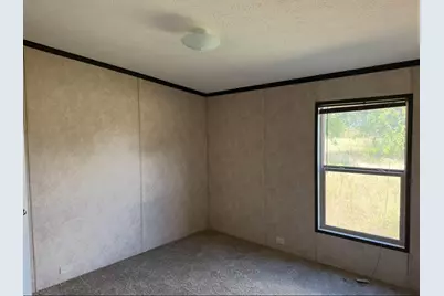 221 Farmhouse Road, Springtown, TX 76082 - Photo 21