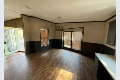 221 Farmhouse Road, Springtown, TX 76082 - Photo 15