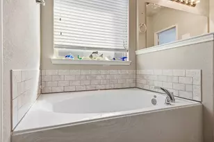 513 Partridge Dr, Aubrey, TX 76227 - Photo 17