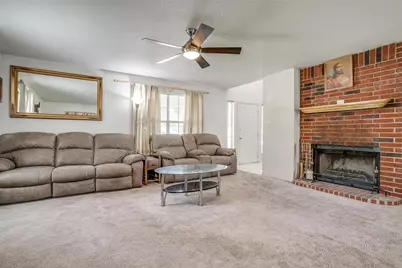 1409 Robyn Road, Azle, TX 76020 - Photo 5