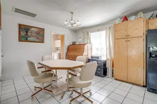 1409 Robyn Rd, Azle, TX 76020 - Photo 13