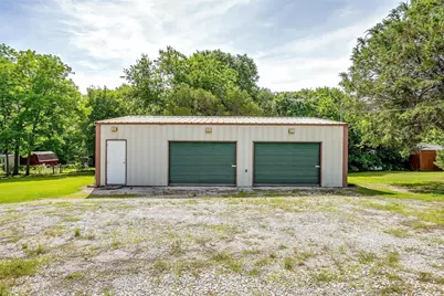 1409 Robyn Road, Azle, TX 76020 - Photo 25