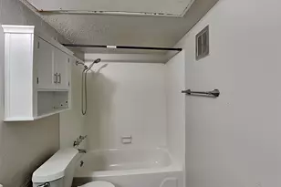 5618 Boca Raton Blvd, Fort Worth, TX 76112 - Photo 9