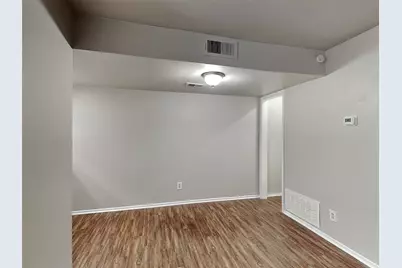 5618 Boca Raton Boulevard #143, Fort Worth, TX 76112 - Photo 3