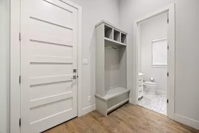 2009 N Prairie Avenue #2009, Dallas, TX 75204 - Photo 9