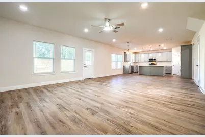 1115 Bell Street, Arlington, TX 76001 - Photo 9