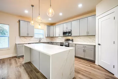 1115 Bell Street, Arlington, TX 76001 - Photo 15