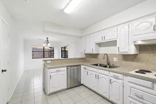 7121 Pleasant View Dr, Dallas, TX 75231 - Photo 15