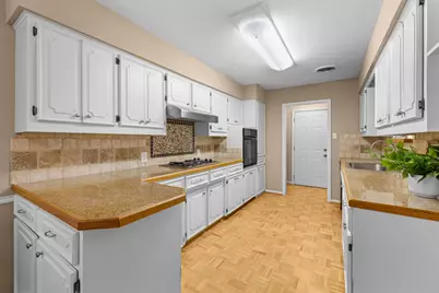 10505 Lakemere Drive, Dallas, TX 75238 - Photo 9