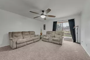 377 Nichols Dr, Canton, TX 75103 - Photo 7