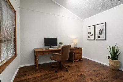 2102 Stonehill Court, Arlington, TX 76012 - Photo 29