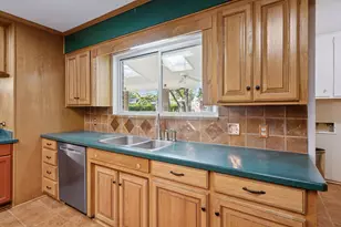 2637 Locksley Chase Dr, Irving, TX 75061 - Photo 13