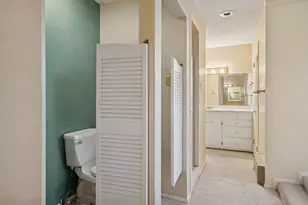 2637 Locksley Chase Dr, Irving, TX 75061 - Photo 21