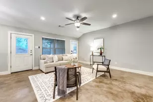 2205 N Hickory St, Sherman, TX 75092 - Photo 25