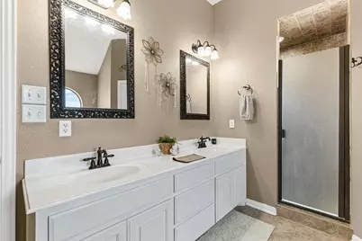 106 Hedges Circle, Weatherford, TX 76085 - Photo 23