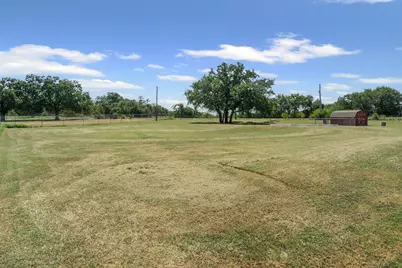 106 Hedges Circle, Weatherford, TX 76085 - Photo 33