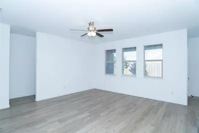 520 Truman Street, Little Elm, TX 75068 - Photo 9