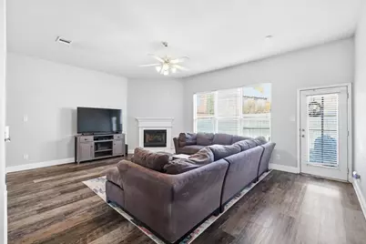 8178 Robertson Drive, Frisco, TX 75036 - Photo 9