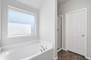 8178 Robertson Dr, Frisco, TX 75036 - Photo 17