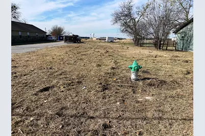 400 Nunnalee Avenue, Van Alstyne, TX 75495 - Photo 9