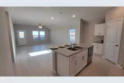 9429 Mint Hill Drive, Fort Worth, TX 76108 - Photo 3