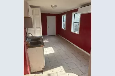 1815 Coleman Street, San Angelo, TX 76901 - Photo 3