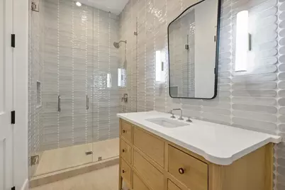 1801 Loving Avenue, Dallas, TX 75214 - Photo 15