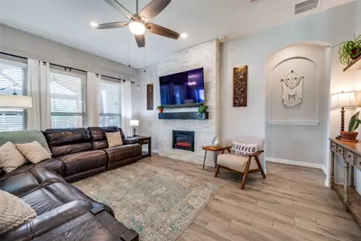 1364 Lake Grove Drive, Little Elm, TX 75068 - Photo 9