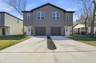 303 Eastland St, Cleburne, TX 76031 - Photo 1