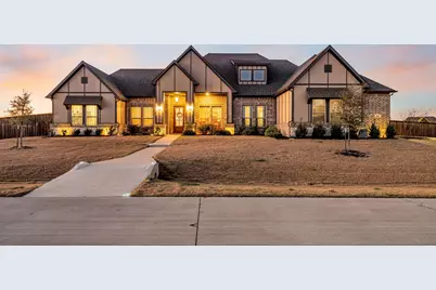 311 Lakota Parkway, Waxahachie, TX 75165 - Photo 1