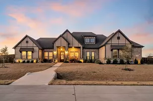 311 Lakota Pkwy, Waxahachie, TX 75165 - Photo 3