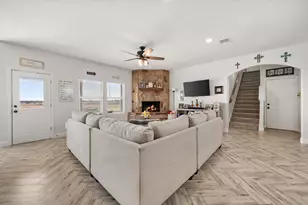 12549 County Rd 1002, Godley, TX 76044 - Photo 7